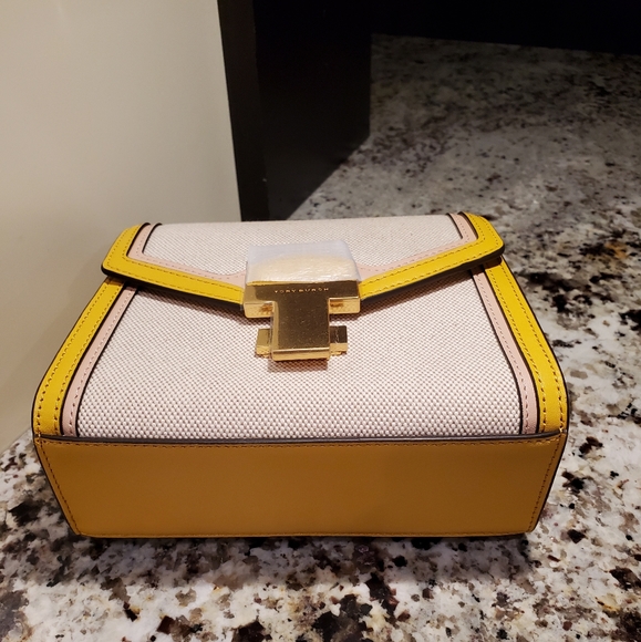 Tory Burch crossbody💛🎀 - Picture 7 of 14